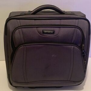 Samsonite Classic Wheeled Laptop Luggage  Compartmented Carryon Storage